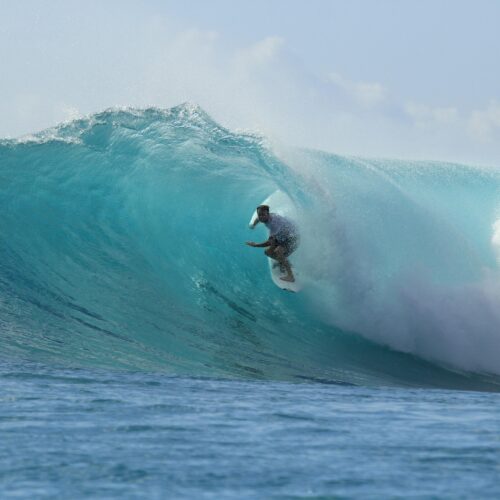 surf in weligama by surf and stay
